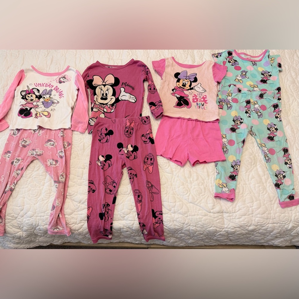 Disney Minnie Mouse Kids Pajama Set - Pink and Aqua